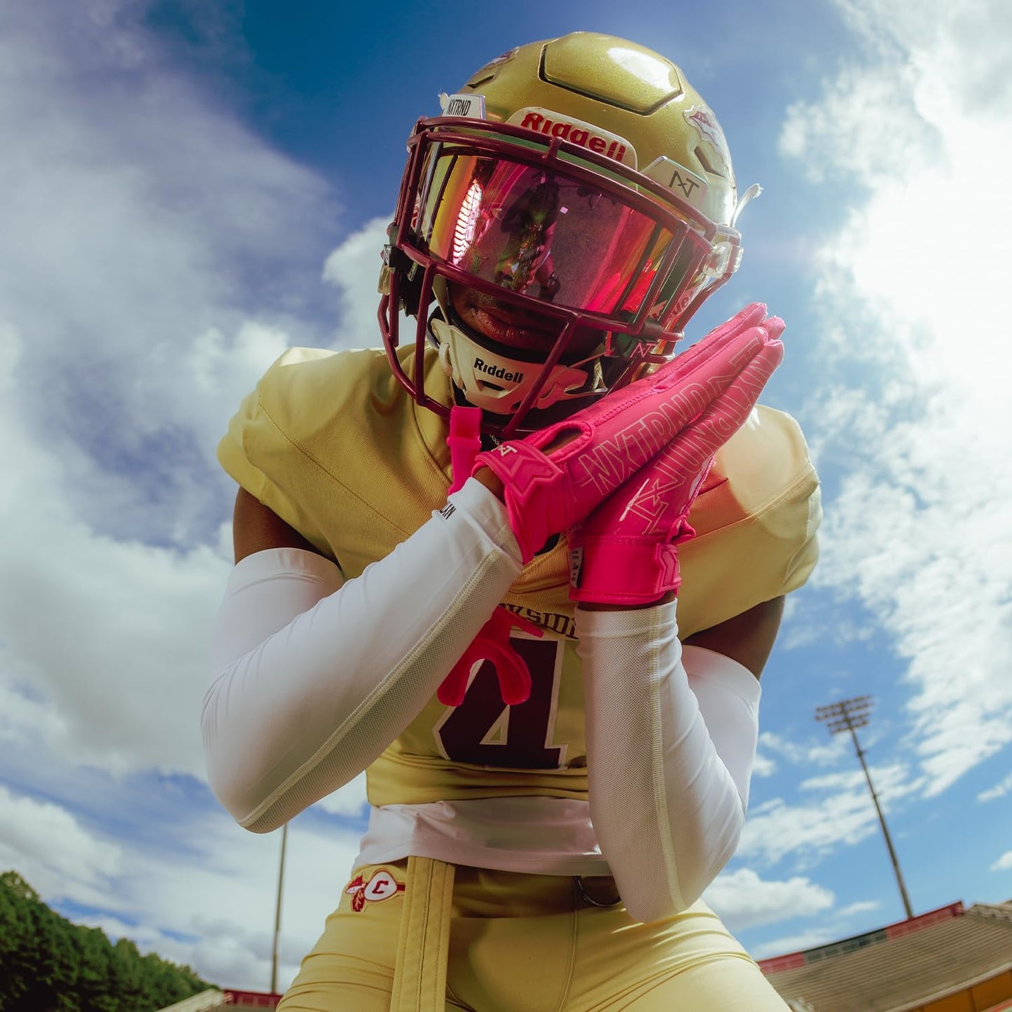 Nxtrnd VZR3 Football Visor, Curved Lens Technology, Fits Adult & Youth Football Helmets