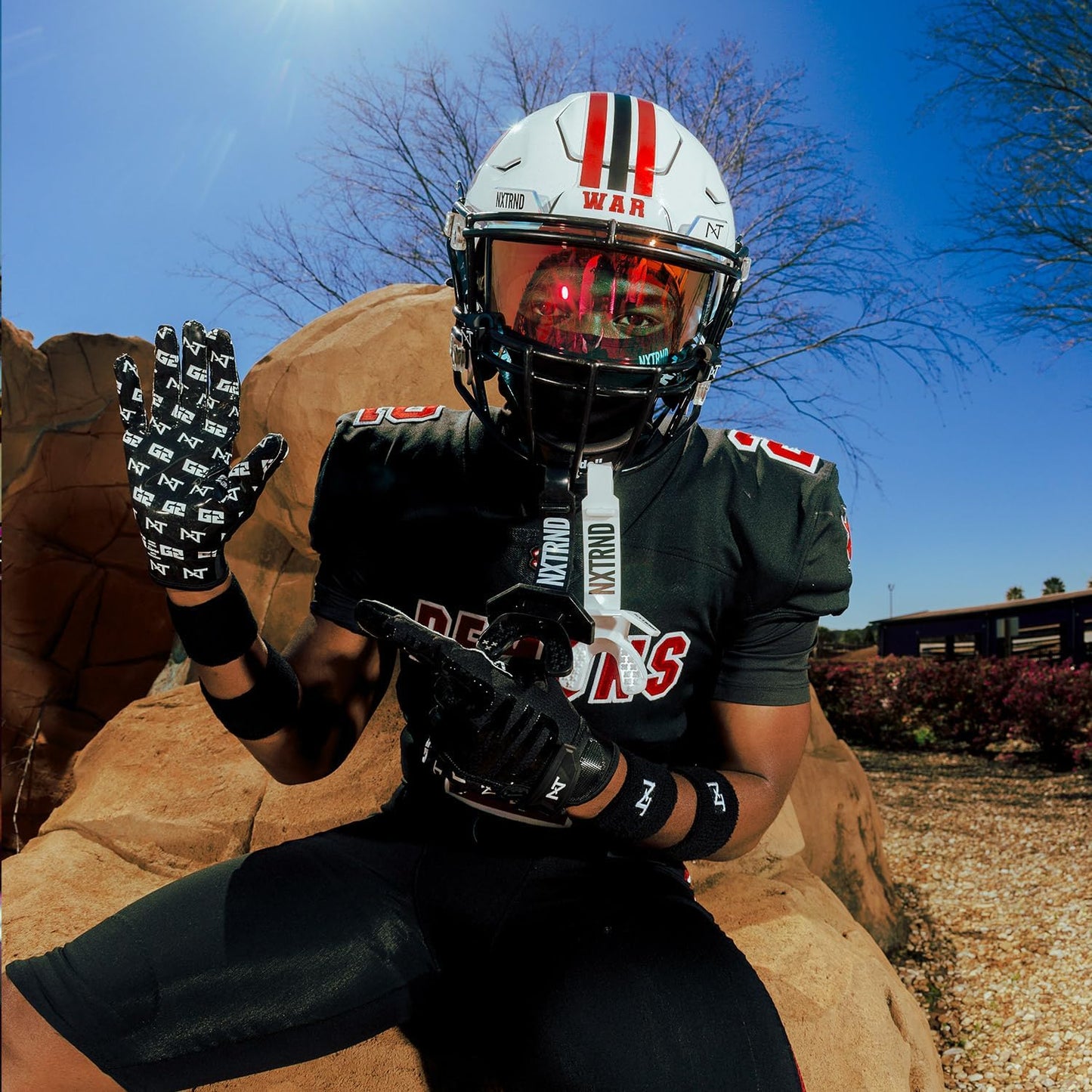 Nxtrnd VZR3 Football Visor, Curved Lens Technology, Fits Adult & Youth Football Helmets